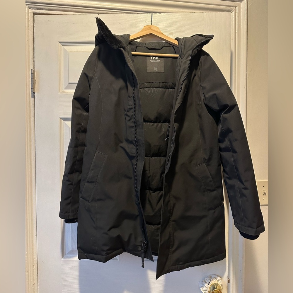 Aritzia - TNA Black Women’s Parka